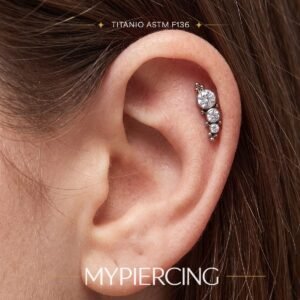 Labret di Titanio ASTM F136 Cluster 3 Zirconi e 10 Beads Crescente