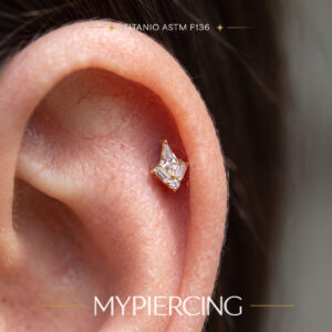 Labret pendente com zircónia em titânio ASTM F136