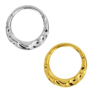 Anello Frontale Martellato di Titanio