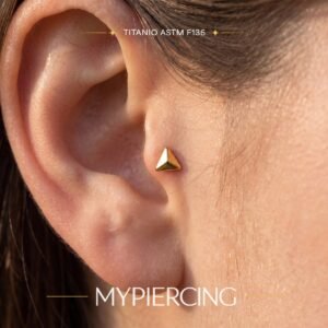 Labret Fashion Piramide di Titanio ASTM F136