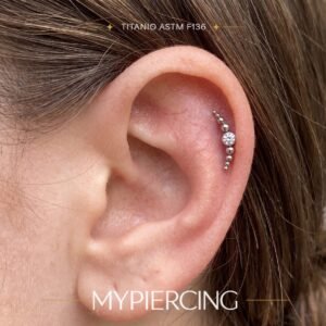 Labret Cluster di 8 Beads e 1 Zirconia in Titanio ASTM F136