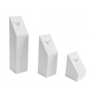 Espositore Bianco. Modelo 3 pz di altura/altezza diverse