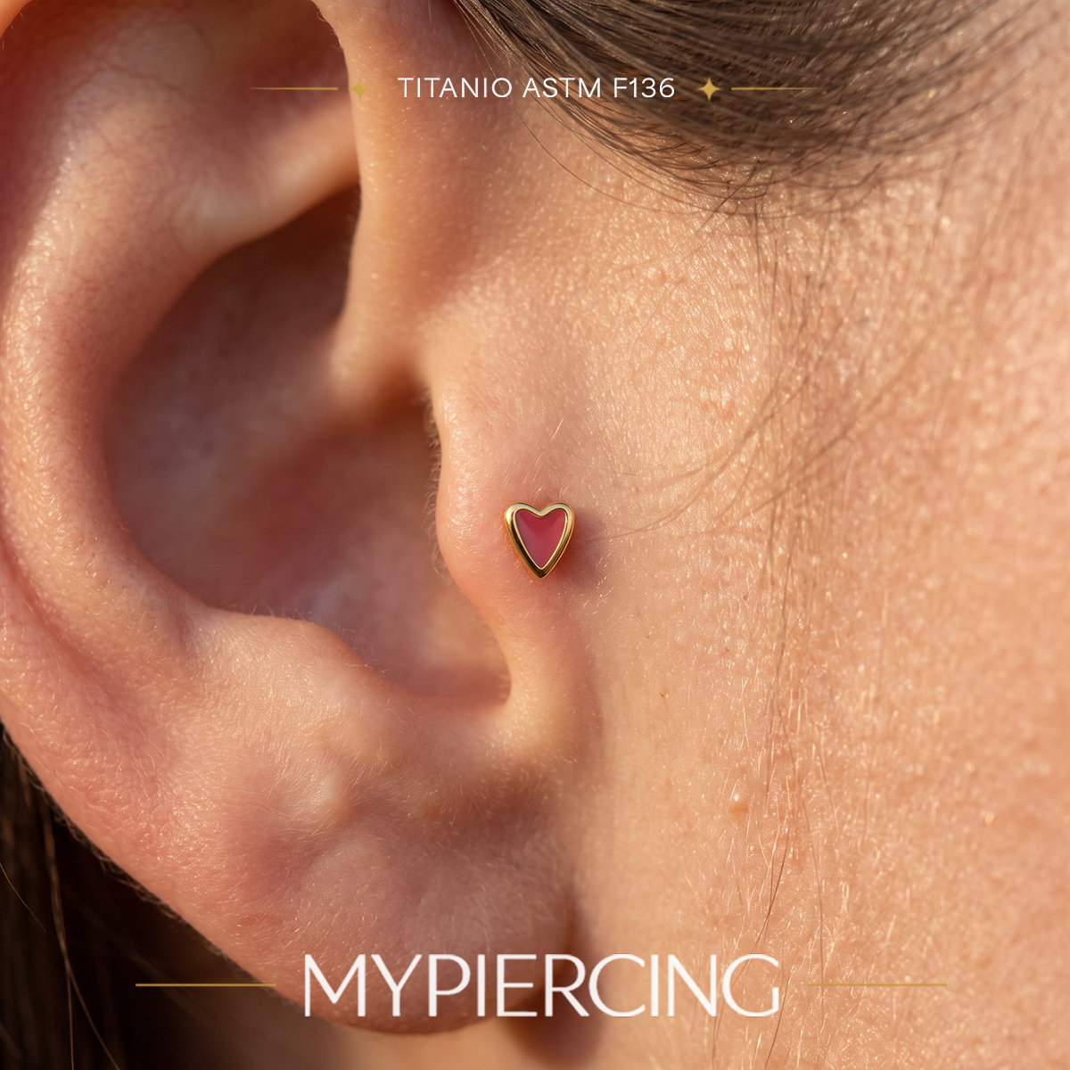 Labret em titânio com coração vermelho esmaltado - Image 2