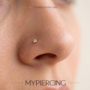 Nostril in Titanio con Zircone bezel set