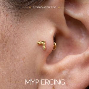 Labret V Martellato in Titanio ASTM F136 (5mm)